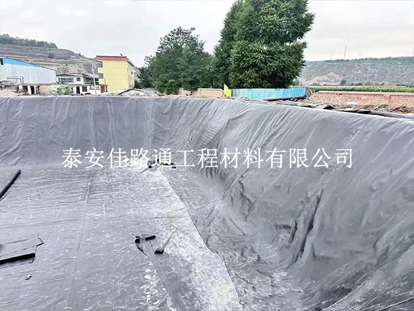 膨潤(rùn)土防水毯搭接總出問(wèn)題？規(guī)范施工步驟看這里